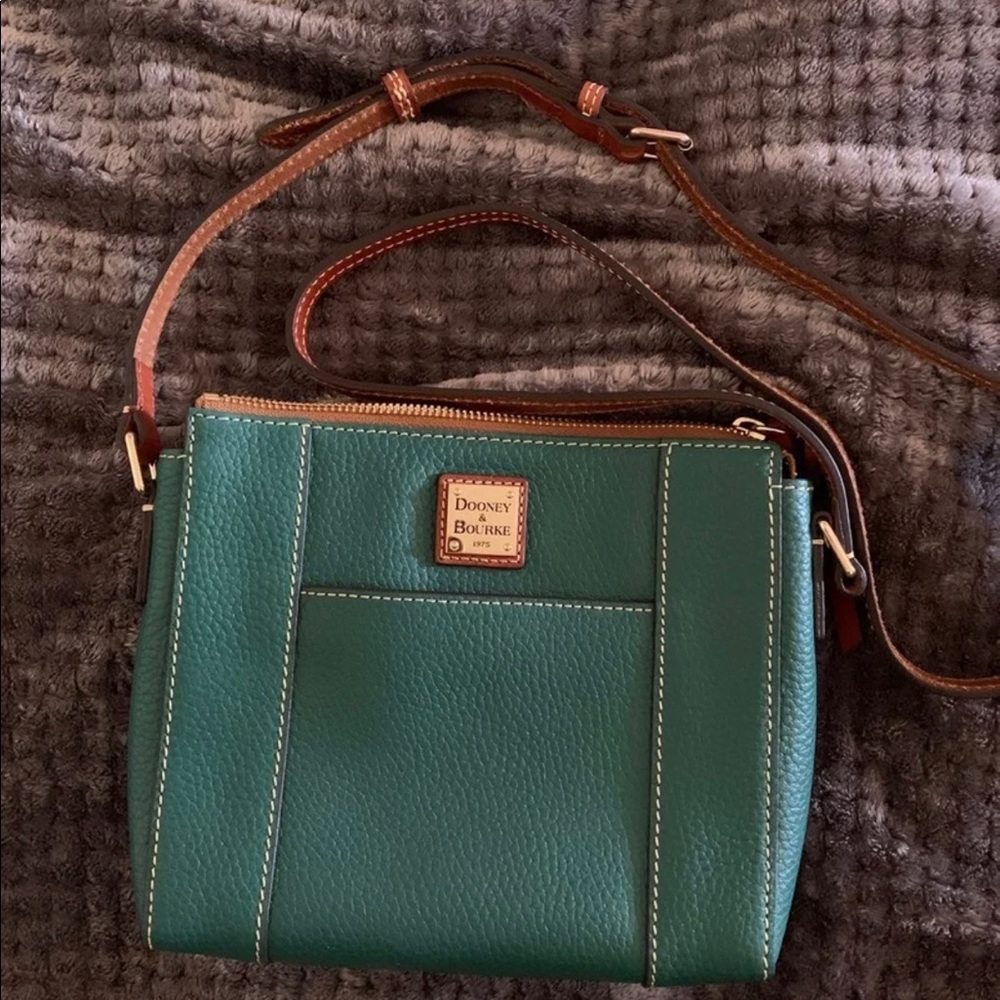 Dooney & Bourke crossbody